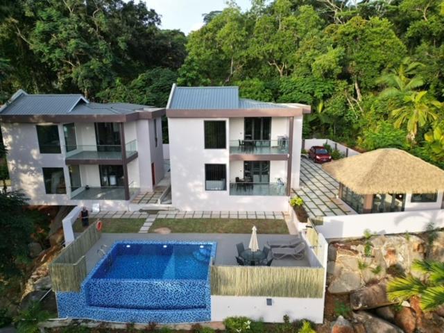 Riverside Retreat Anse Royale