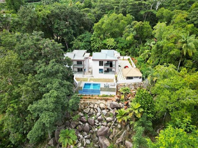 Riverside Retreat Apartman Anse Royale